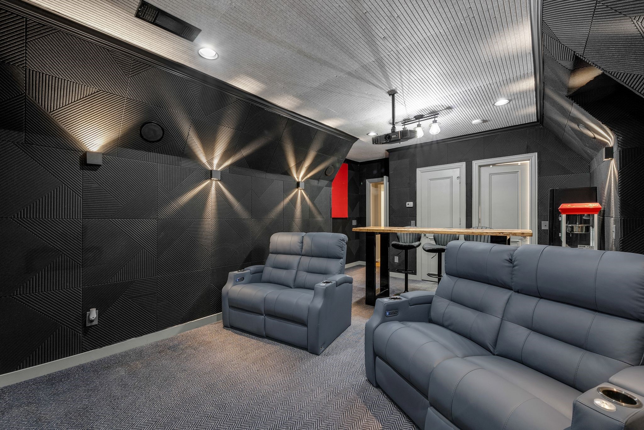 6607 Glendora Avenue