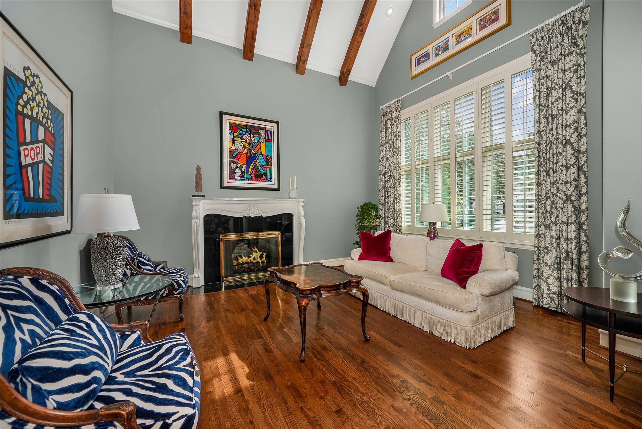 6607 Glendora Avenue