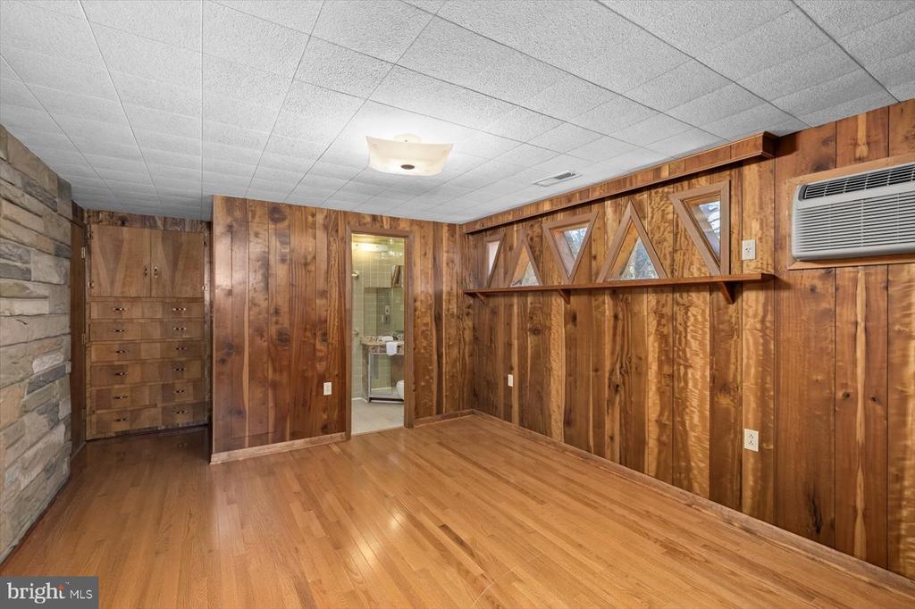 181 IRISH RD