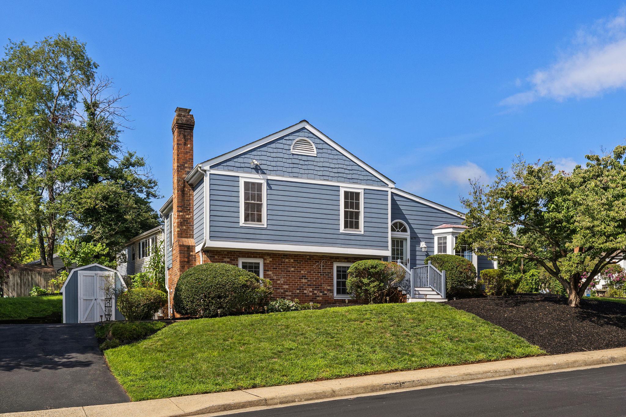 4679 BRIARWOOD DRIVE