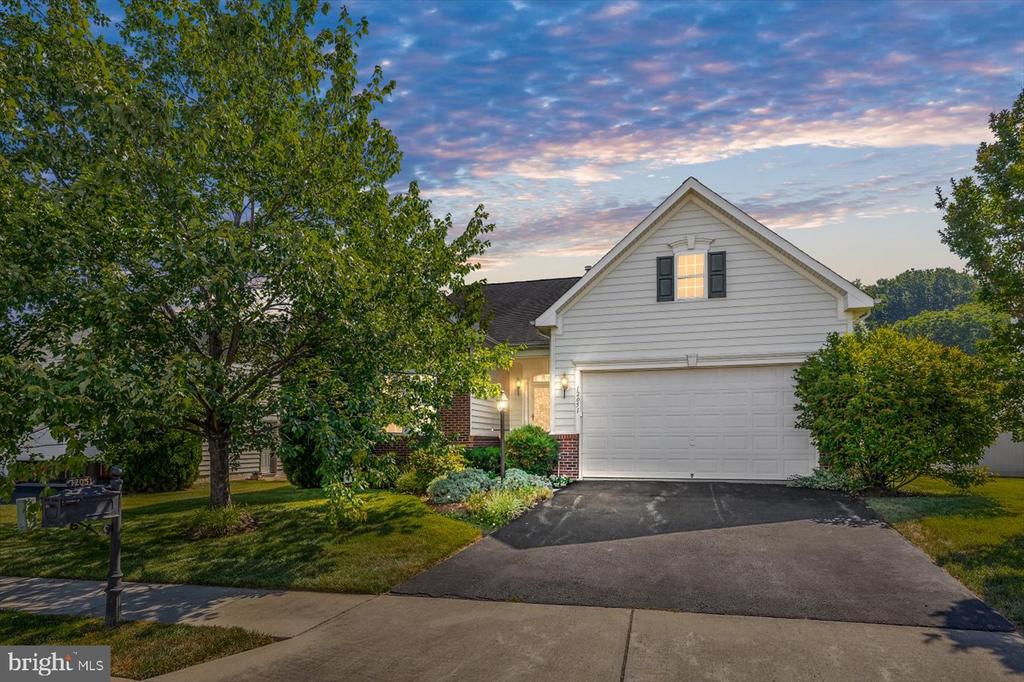 12051 LIVE OAK DRIVE