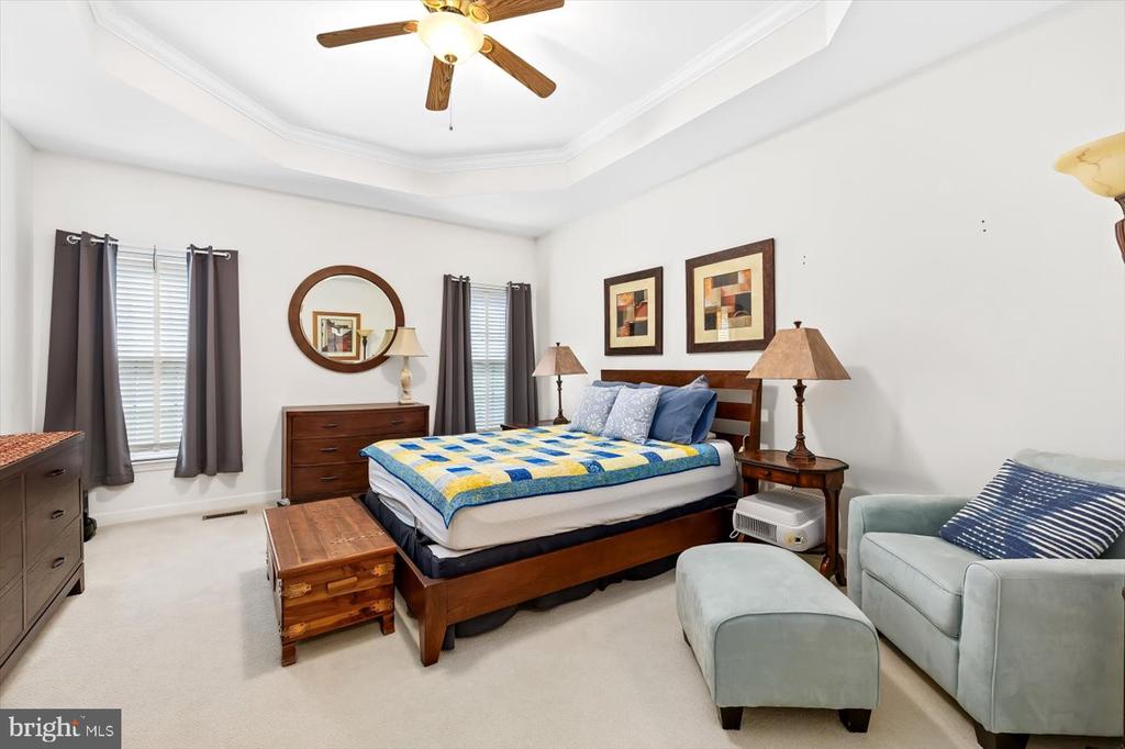 12051 LIVE OAK DRIVE