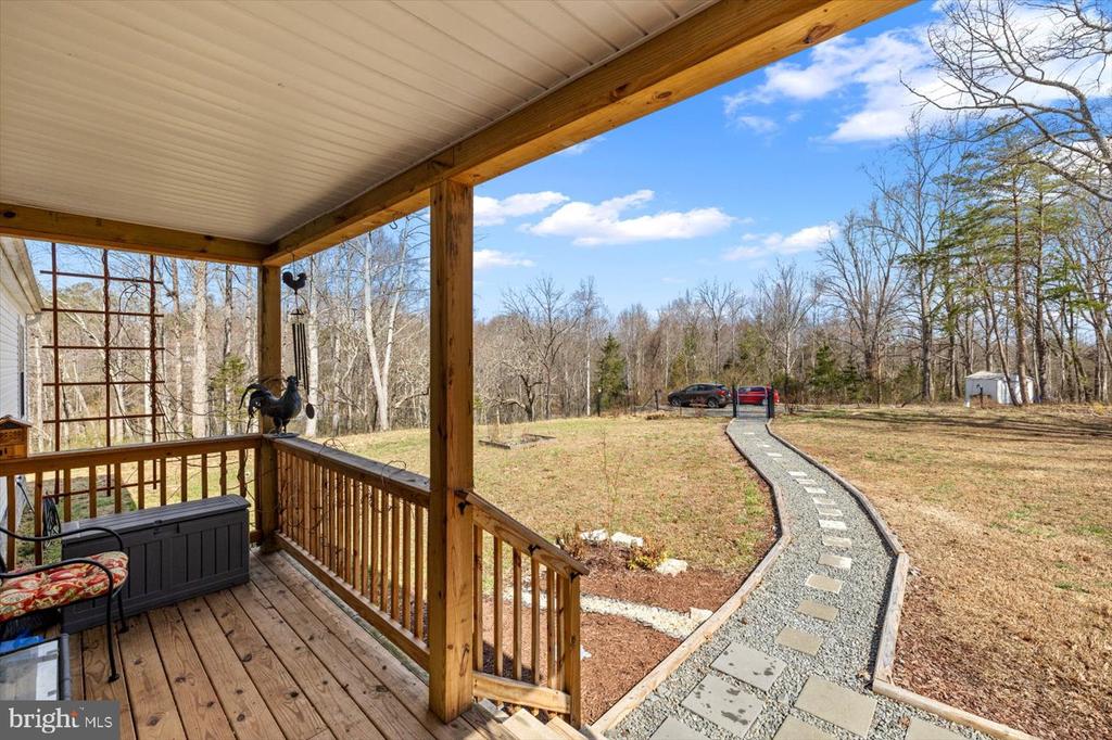 6122 SLATE MILLS RD