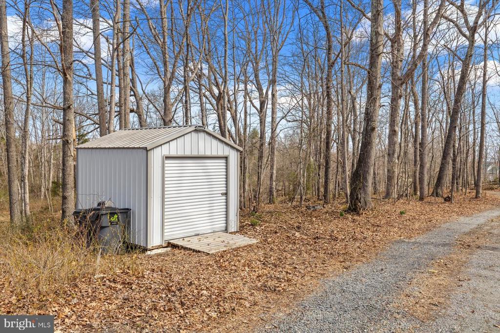 6122 SLATE MILLS RD