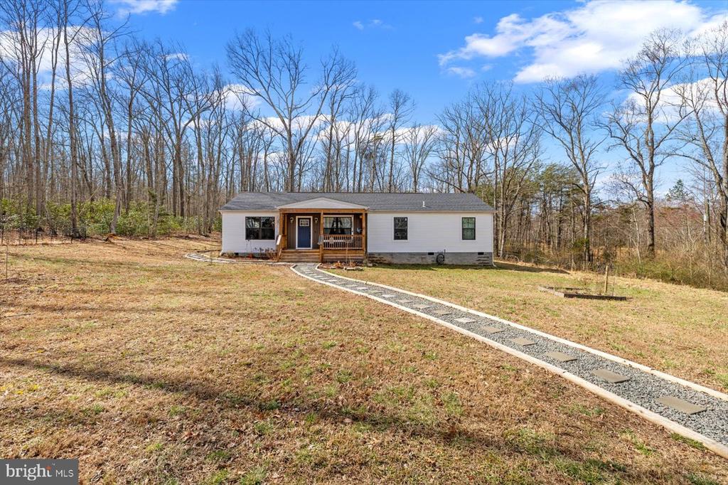 6122 SLATE MILLS RD
