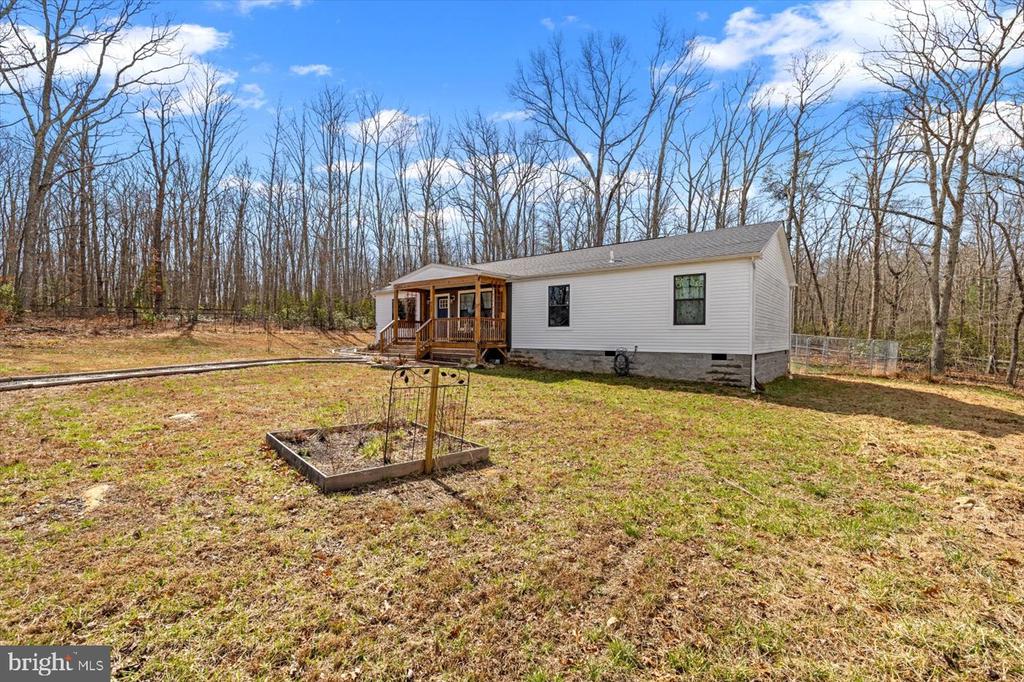 6122 SLATE MILLS RD