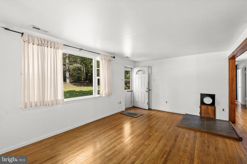 2083 OLD SAWMILL LANE