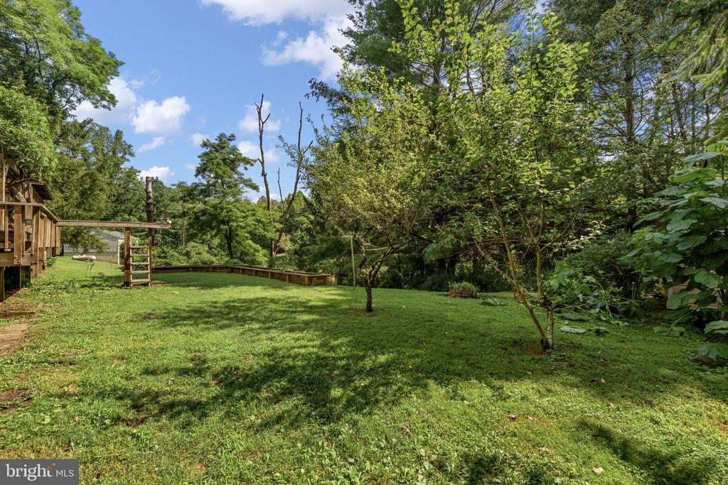 2083 OLD SAWMILL LANE