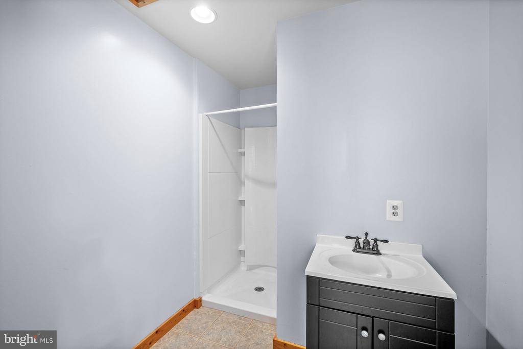 2083 OLD SAWMILL LANE