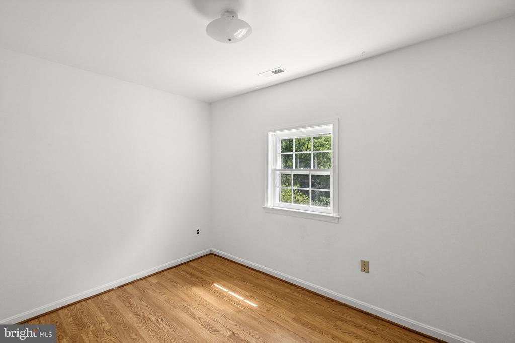 2083 OLD SAWMILL LANE