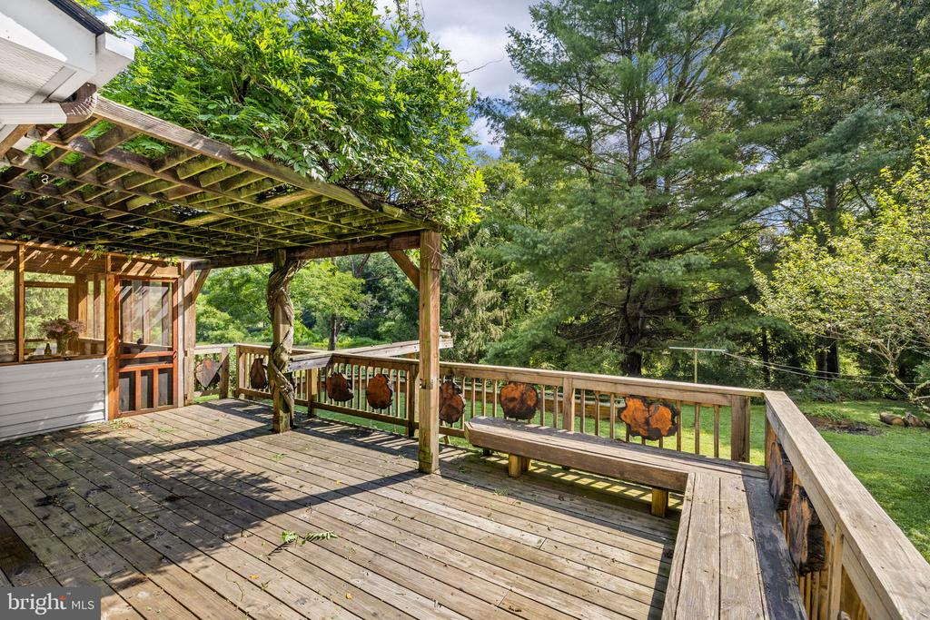 2083 OLD SAWMILL LANE