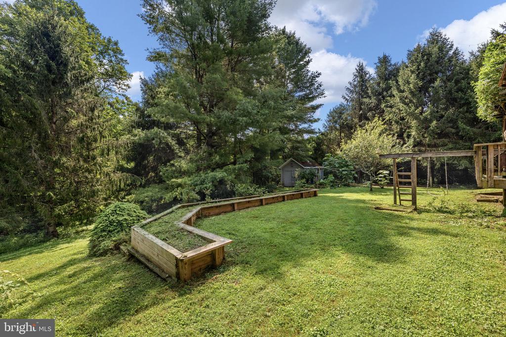 2083 OLD SAWMILL LANE