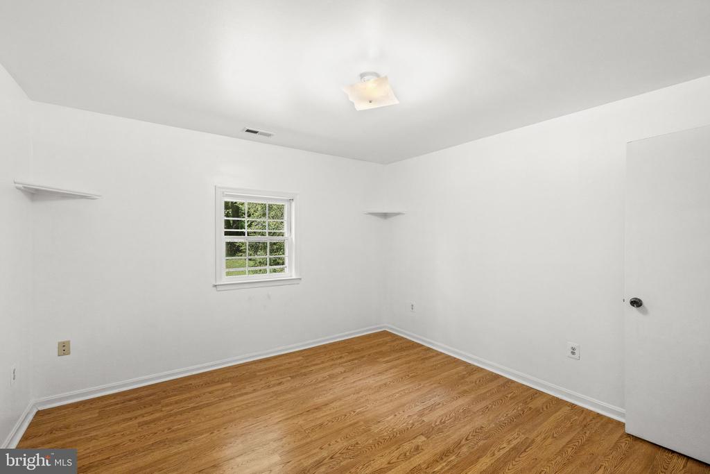 2083 OLD SAWMILL LANE