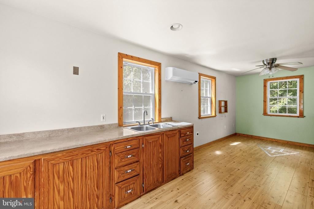 2083 OLD SAWMILL LANE