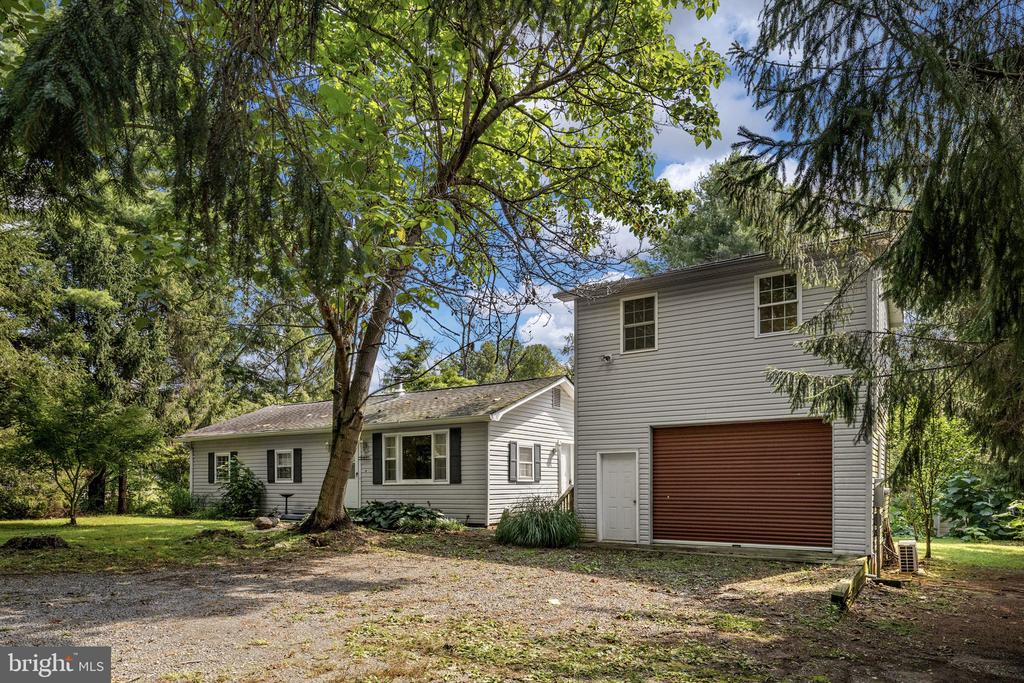 2083 OLD SAWMILL LANE