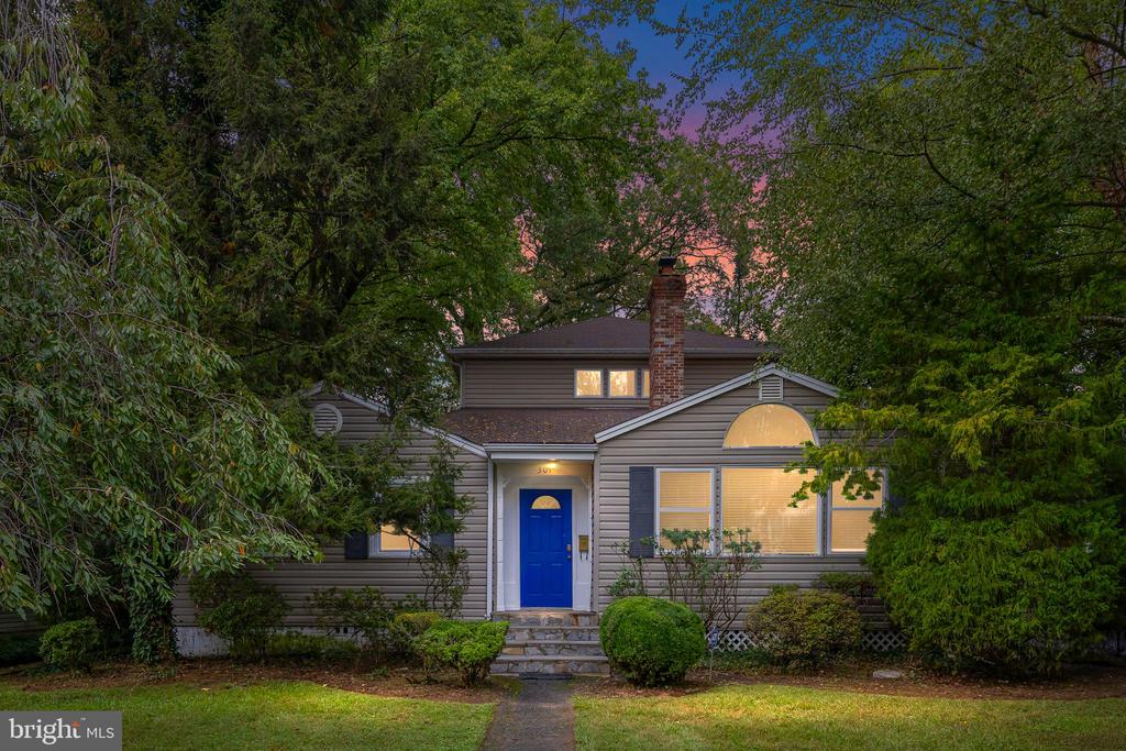 307 PINE STREET