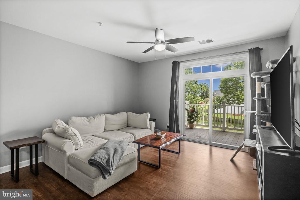 6161 WILLOW PLACE Unit: 207