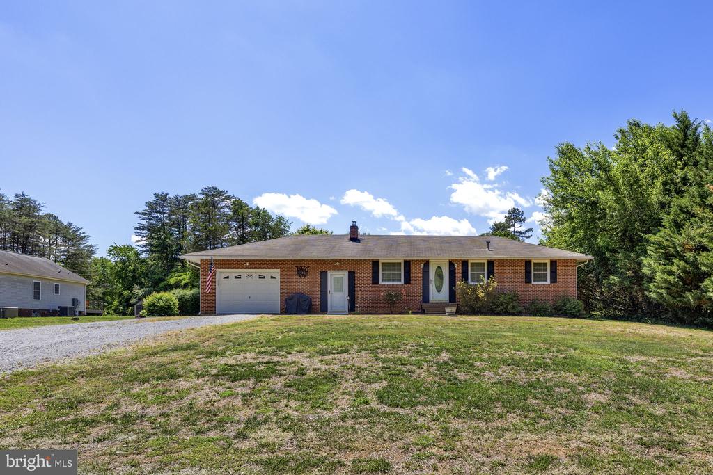 108 MELTON MANOR DRIVE