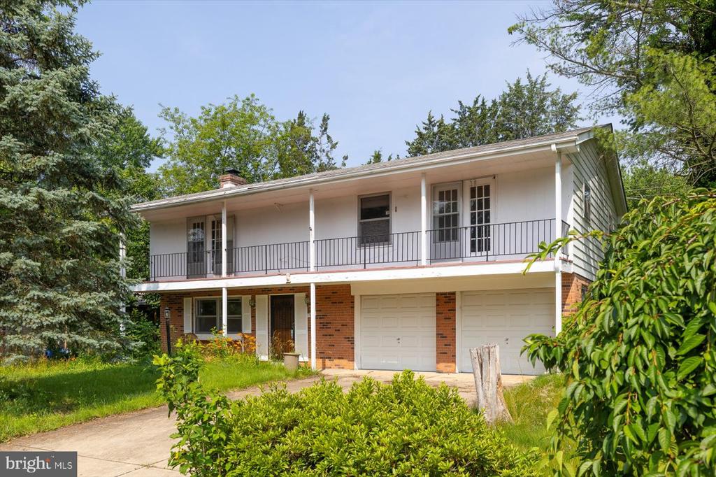1605 N AMELIA STREET