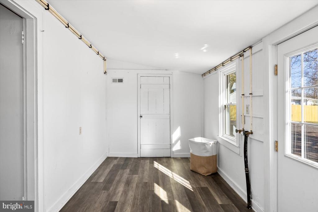 468 RIDGEVIEW