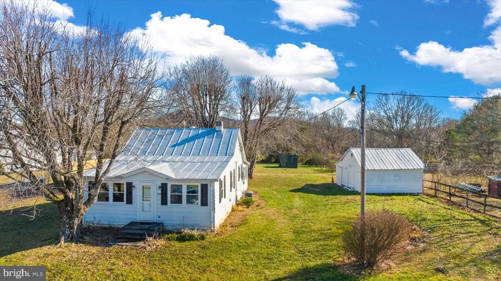 468 RIDGEVIEW