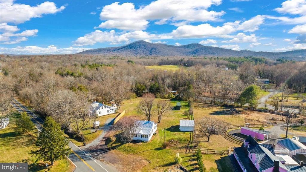468 RIDGEVIEW
