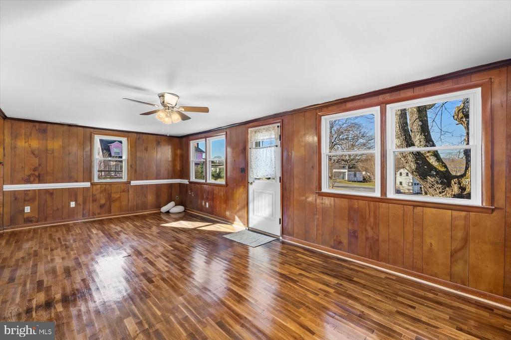 468 RIDGEVIEW