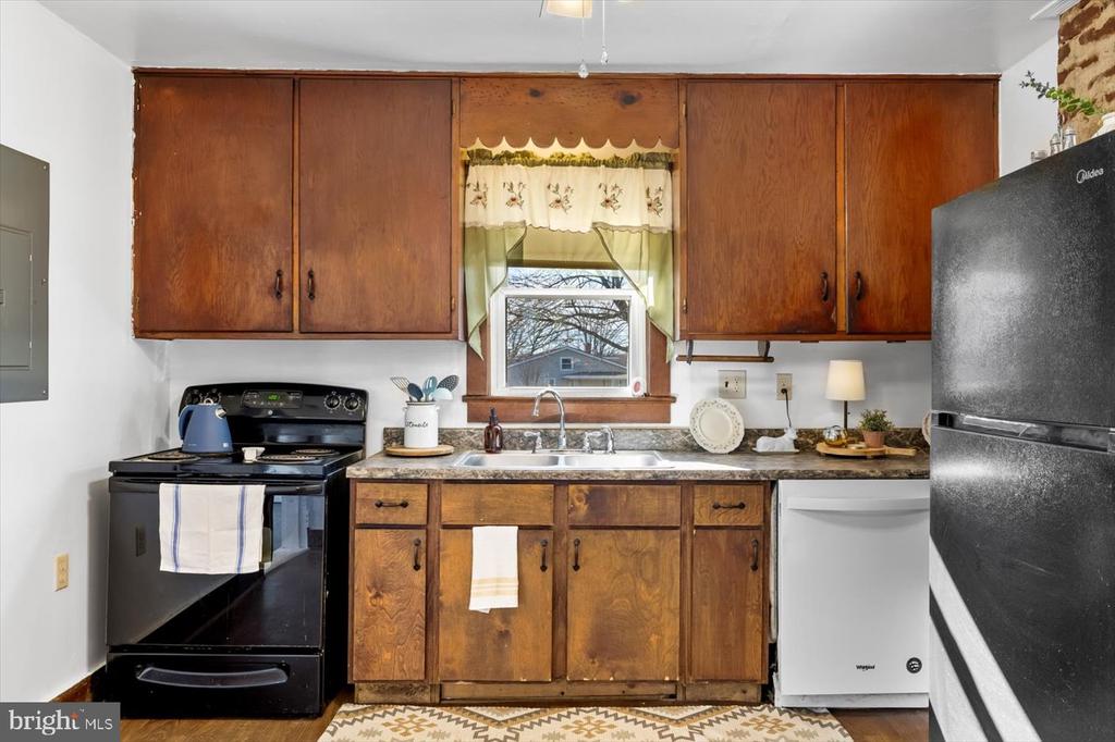 468 RIDGEVIEW