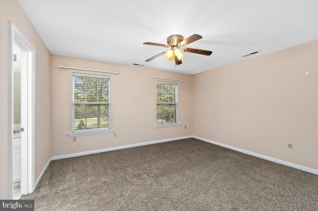 319 FOX HUNTERS LANE