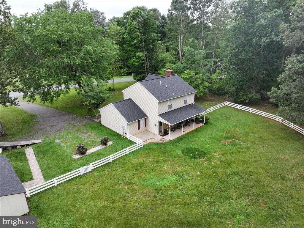 319 FOX HUNTERS LANE