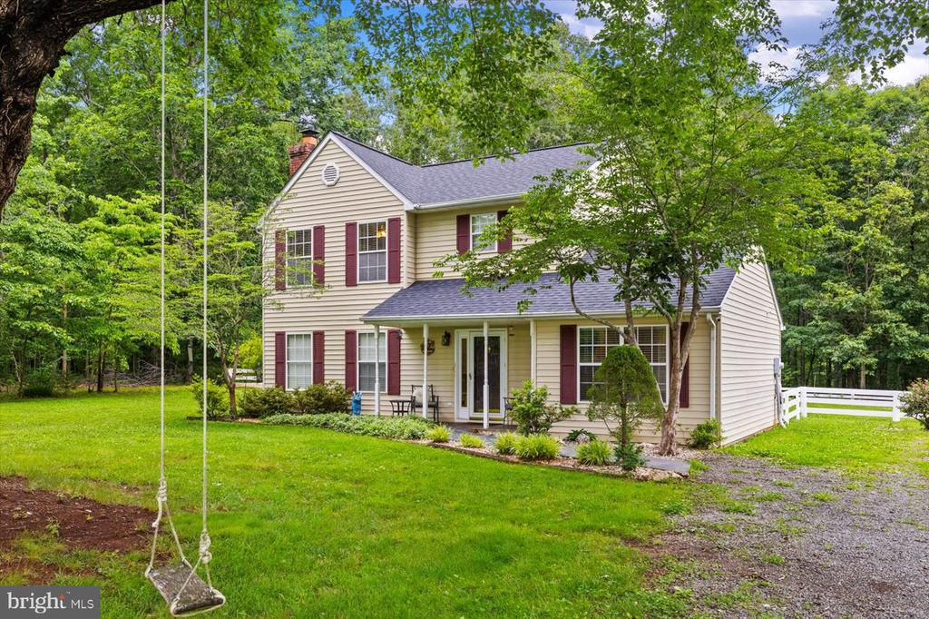 319 FOX HUNTERS LANE