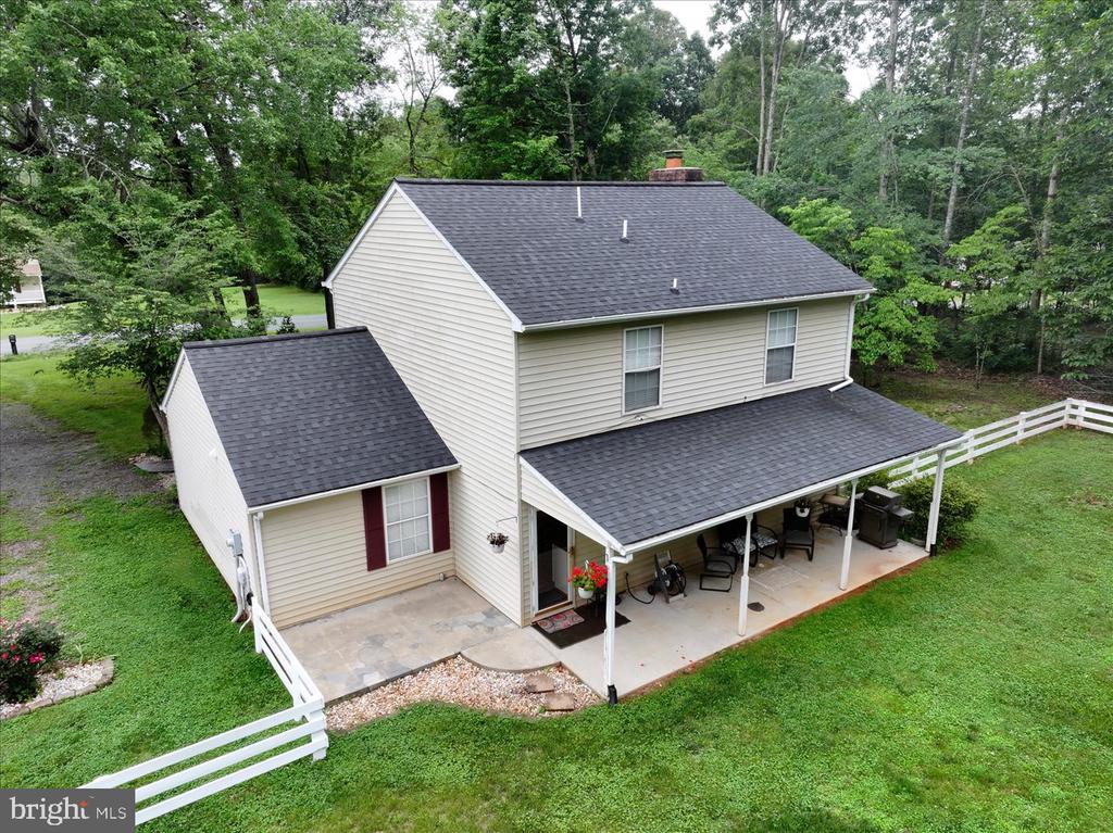319 FOX HUNTERS LANE