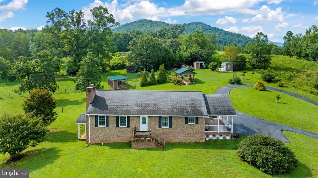1117 POOR HOUSE ROAD