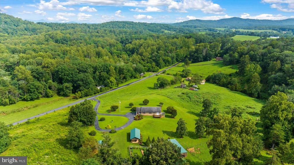 1117 POOR HOUSE ROAD