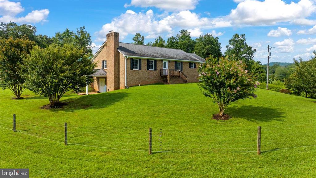 1117 POOR HOUSE ROAD