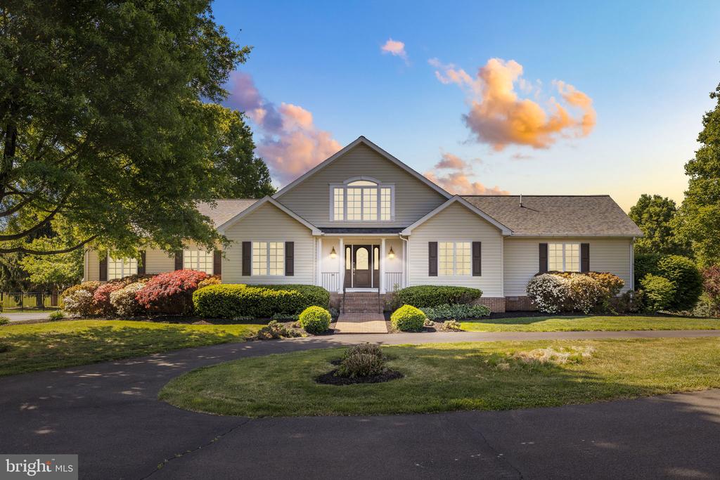 64 ROLLING GREEN LANE