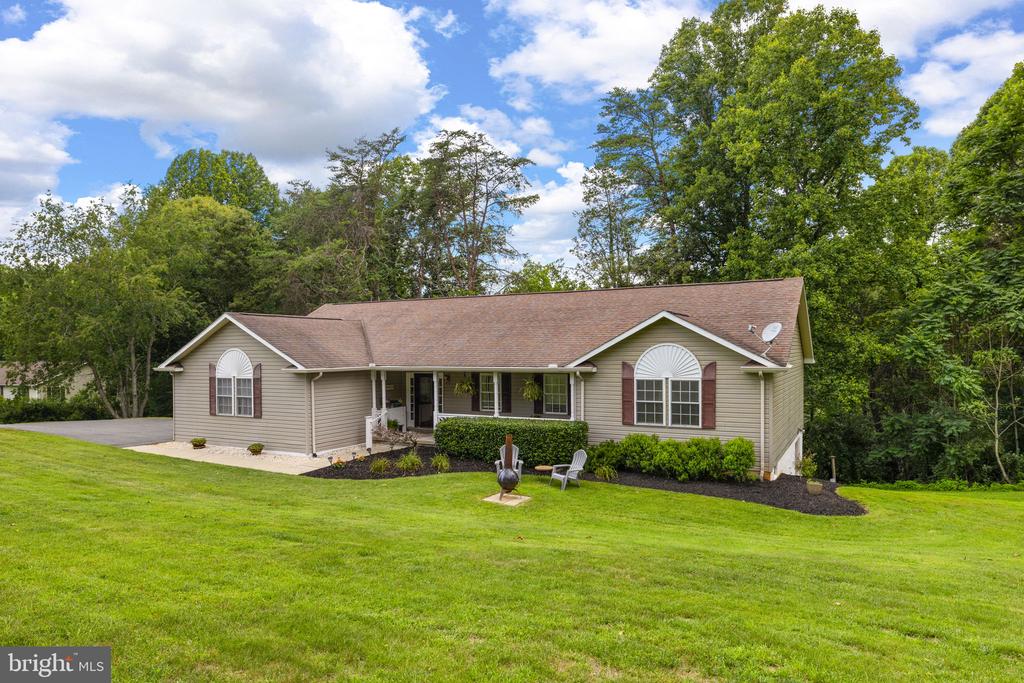 104 HALF PENNY LANE