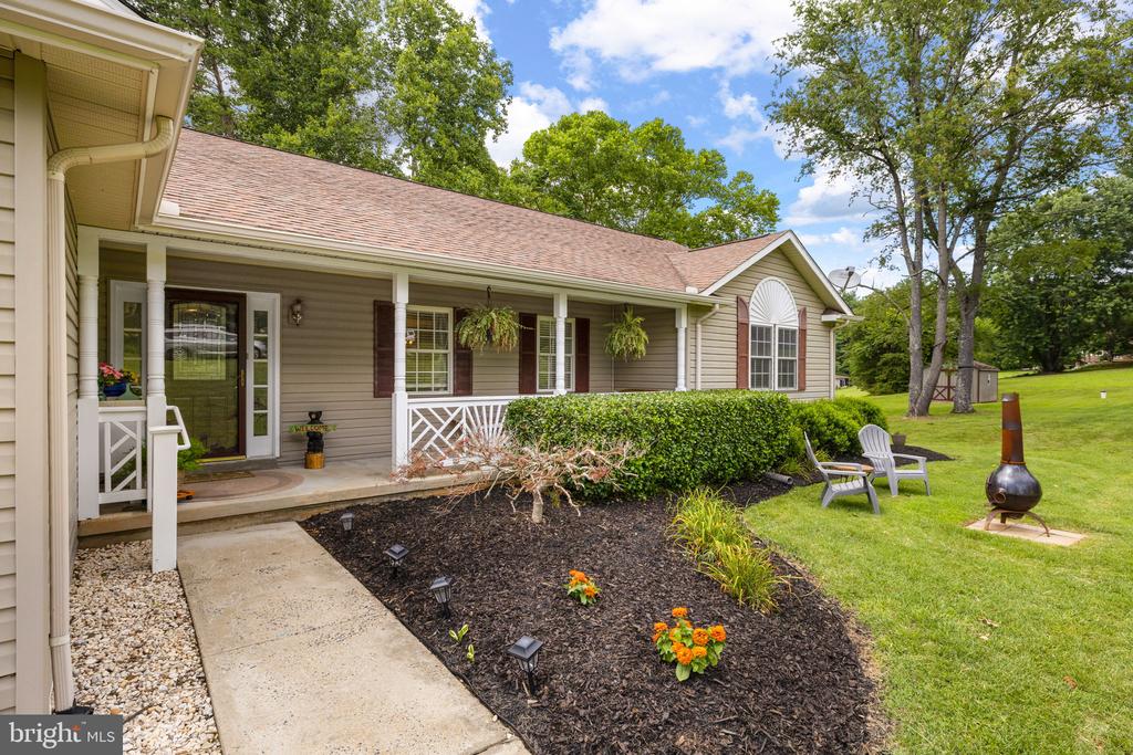 104 HALF PENNY LANE