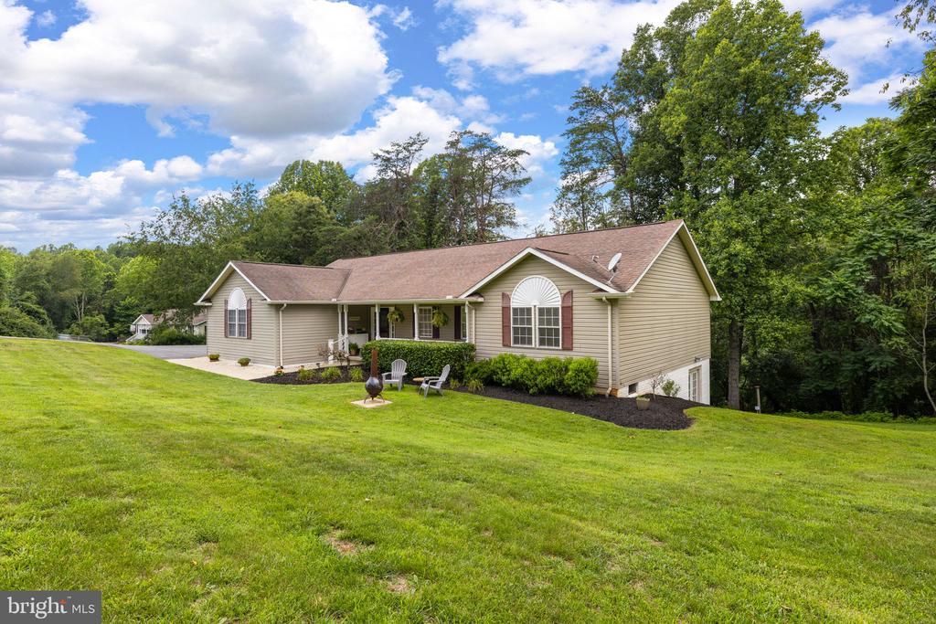 104 HALF PENNY LANE