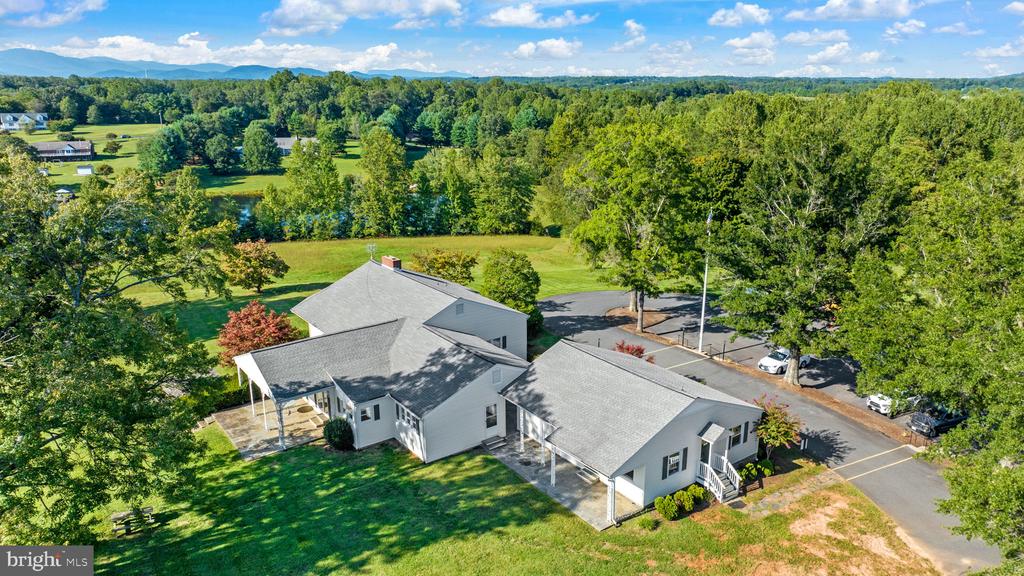 104 HALF PENNY LANE