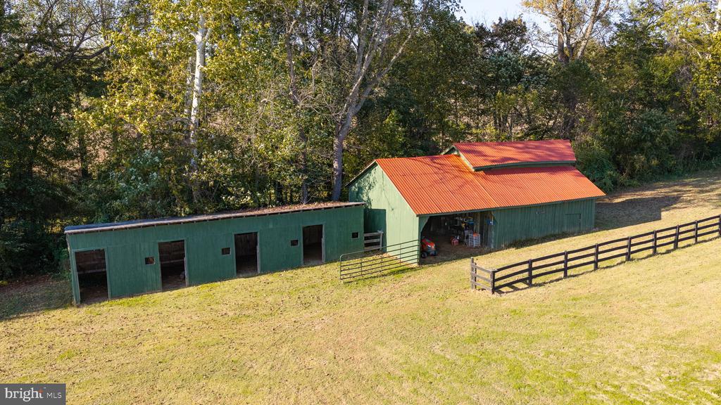 5809 RIDGEVIEW ROAD