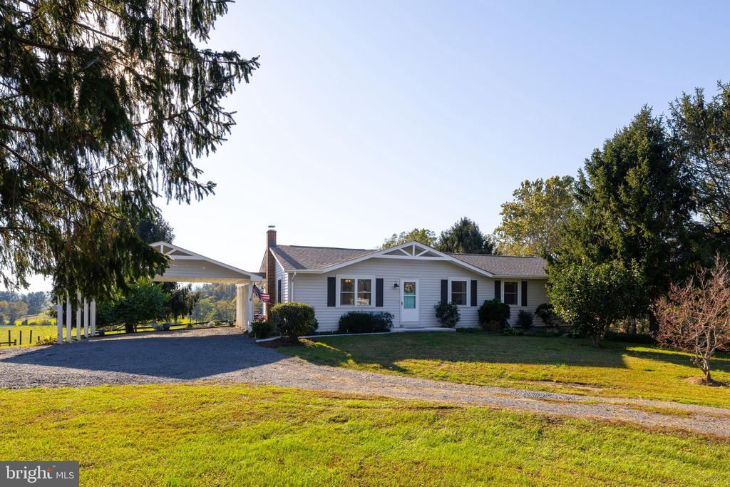 5809 RIDGEVIEW ROAD