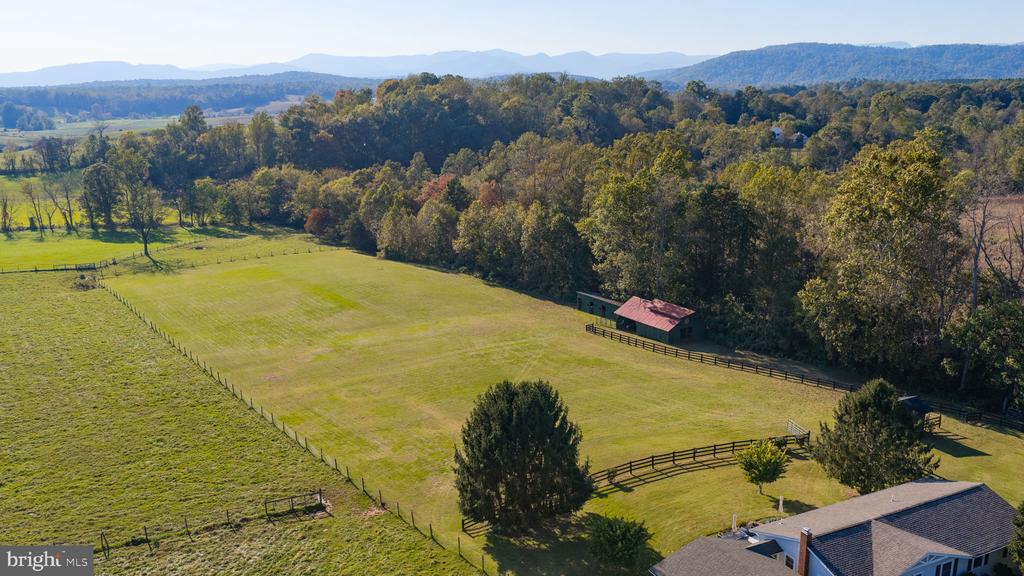 5809 RIDGEVIEW ROAD
