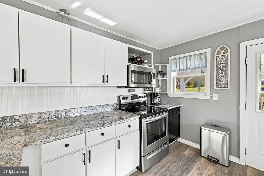 5809 RIDGEVIEW ROAD