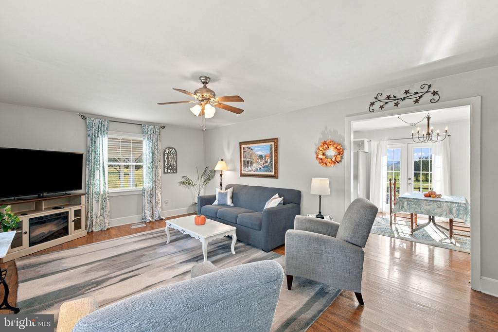 5809 RIDGEVIEW ROAD