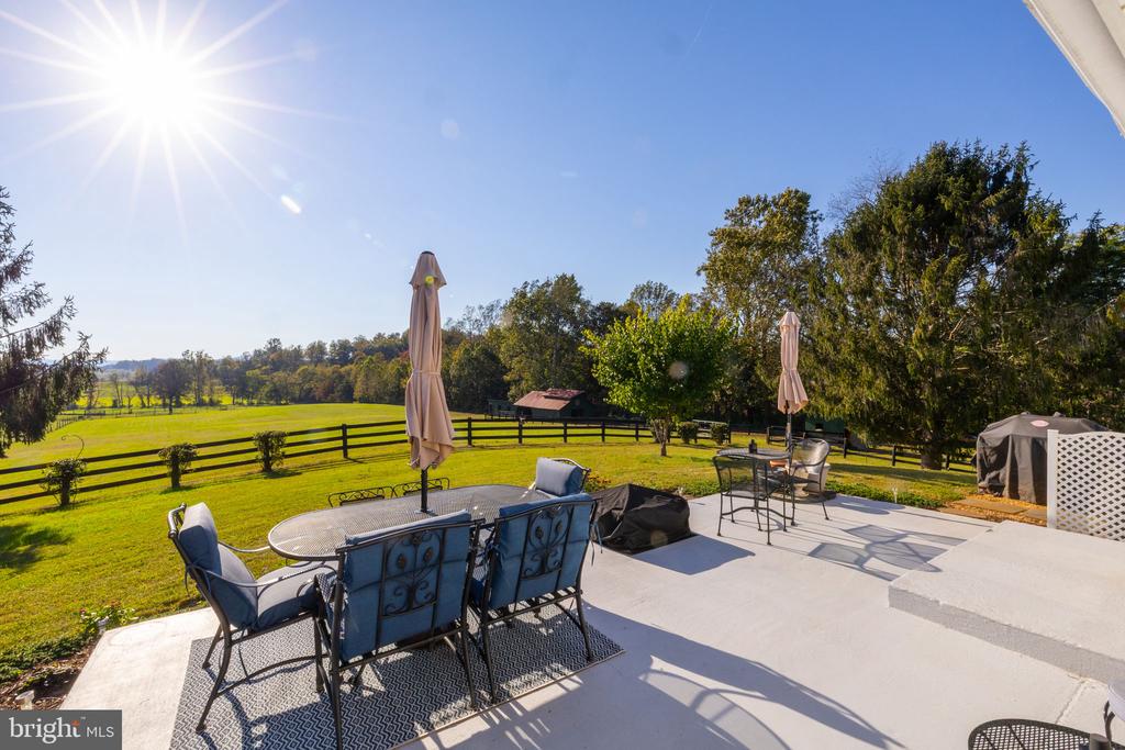 5809 RIDGEVIEW ROAD