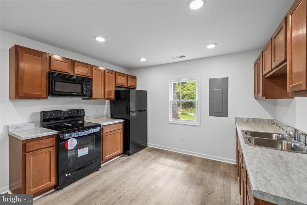 17287 OAKSHADE ROAD