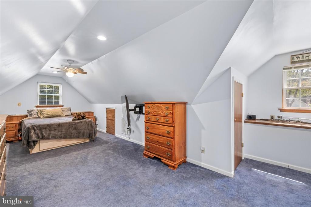 11535 MAY LANE