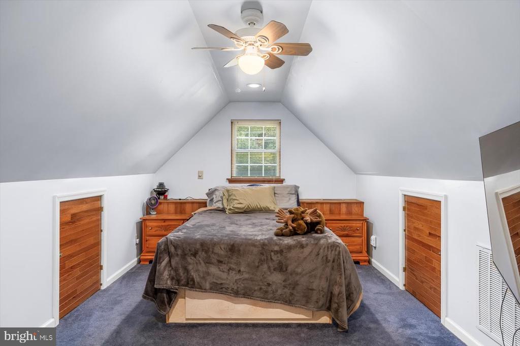 11535 MAY LANE