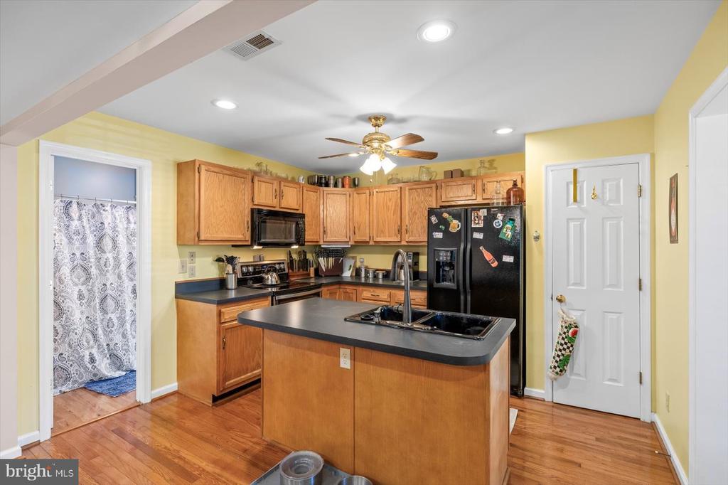 11535 MAY LANE
